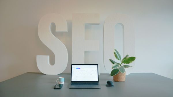 SEO B2B : stratégies pour atteindre votre marché cible